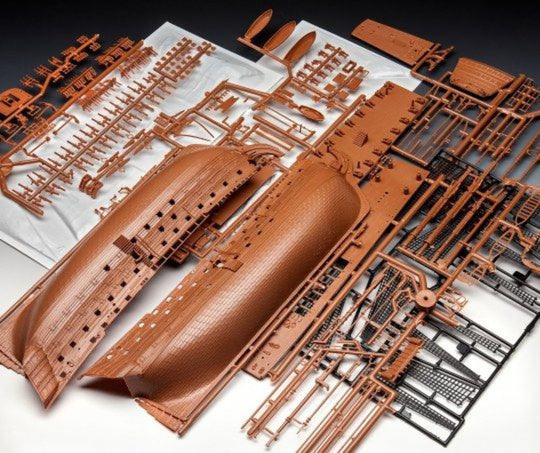 Model Set HMS Victory