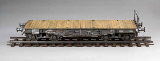 15 cm sFH 13/1 (Sf)auf Gw Lrs.(f )Sd.Kfz.135/1 with German 50 Ton Type SSy45 Flatcar Schwerer Platformwagen [3 in 1]