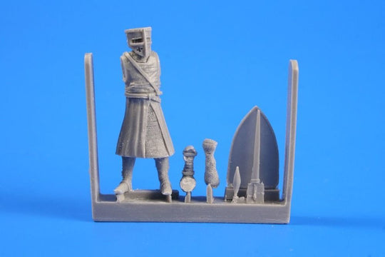 Knight with spear