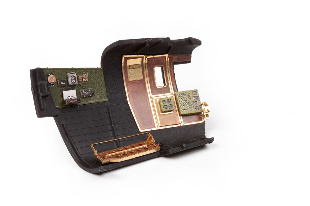 B-24D nose & radio compartment for Airfix