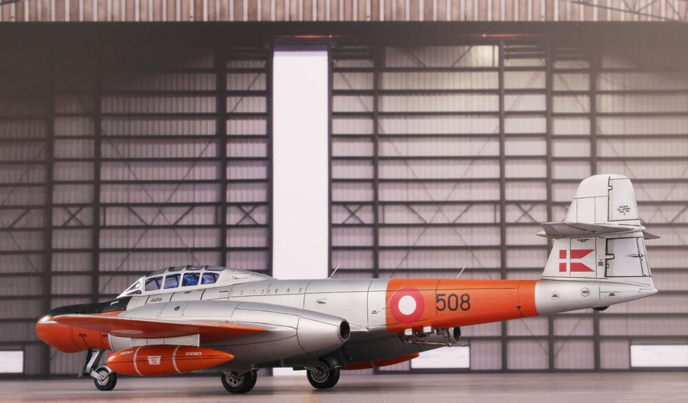 Gloster Meteor TT Mk.20