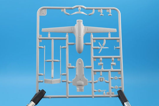 An-196 Liutyi deep-strike UAV (1/72)