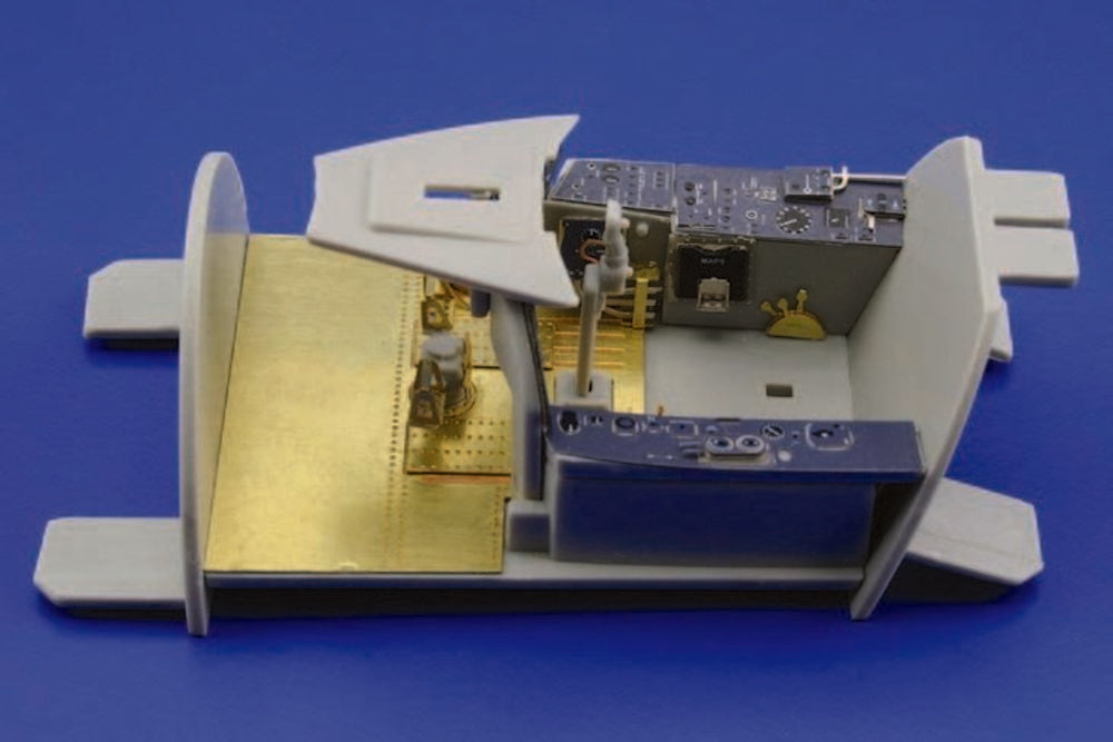 Wyvern S.4 interior Für Trumpeter-Bausatz