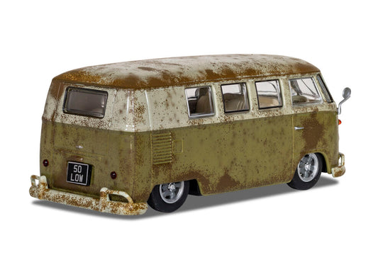 Volkswagen Type 2 Camper 'RAT-Look Splitty'.