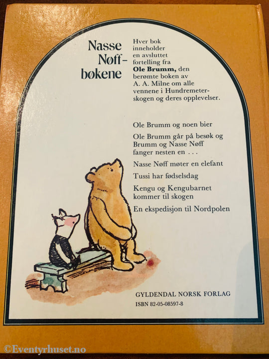 A. Milne. 1928/77. Kengu Og Kengubarnet Kommer Til Skogen. Oversatt Av Thorbjørn Egner. Fortelling