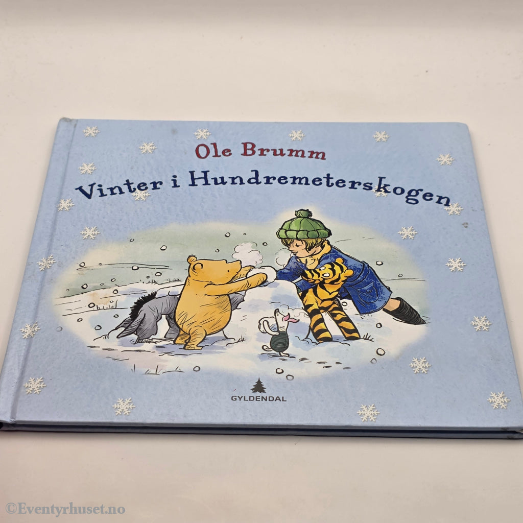 A. A. Milne. 1997. Vinter i Hundremeterskogen. Bok.