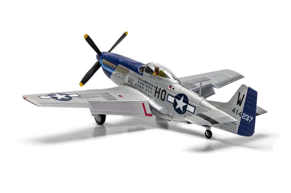 North American P-51D Mustang, ‘Moonbeam McSWINE’, William T. ‘Bill’ Whisner Jr, 1945