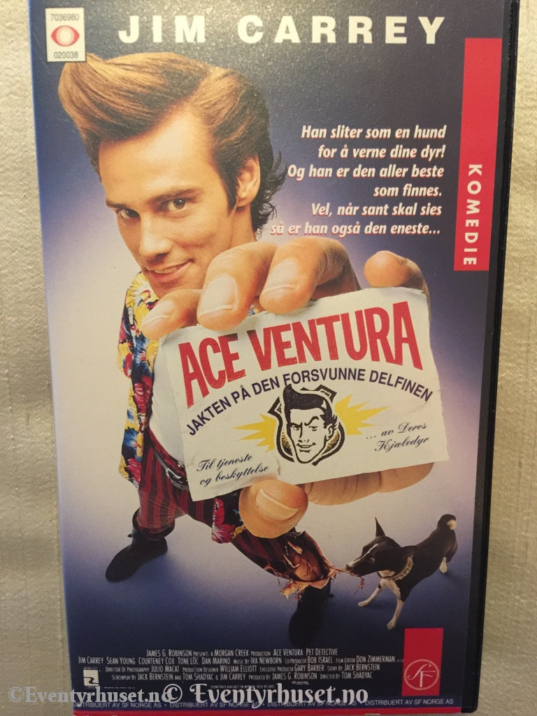 Ace Ventura. Jakten På Den Forsvunnede Delfinen. 1994. Vhs. Vhs