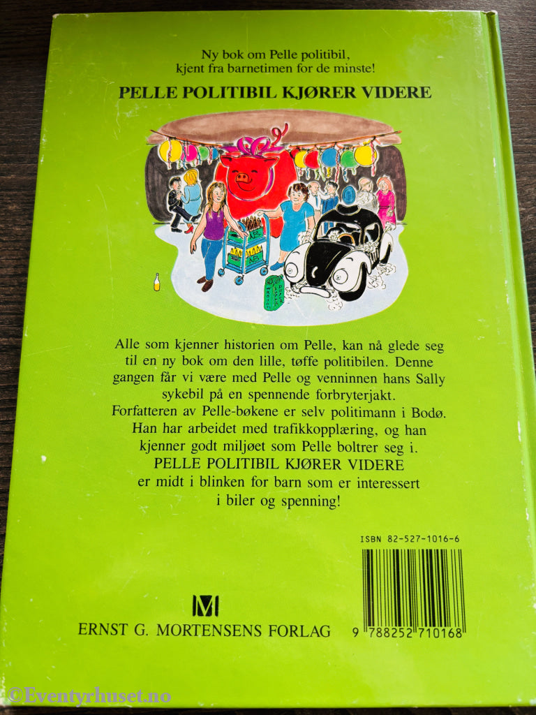 Åge Magnussen – Pelle Politibil kjører videre. Bok.