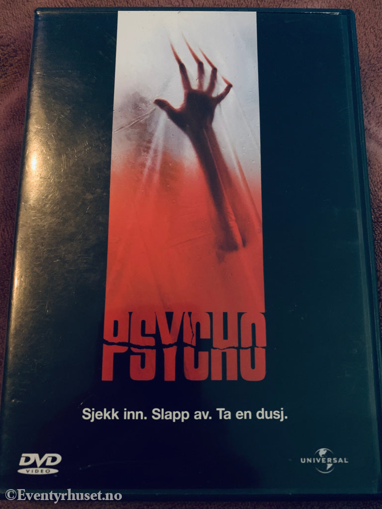 Alfred Hitchcock. 1998. Psycho. DVD. DVD