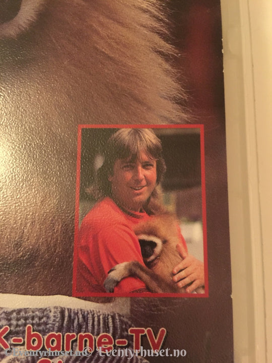 Amadeus. Kjent Fra Nrk Barne-Tv. Fortalt Av Tore Strømøy. 1997. Vhs. Vhs