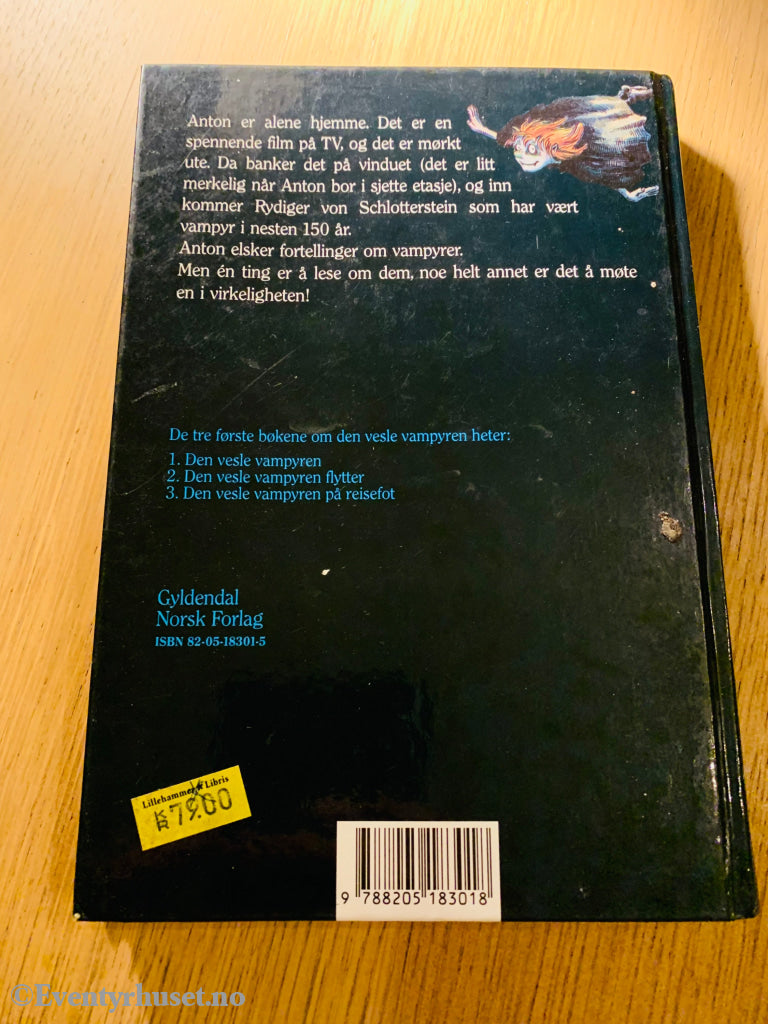 Angela Sommer - Bodenburg. 1979/89. Den Vesle Vampyren. Fortelling