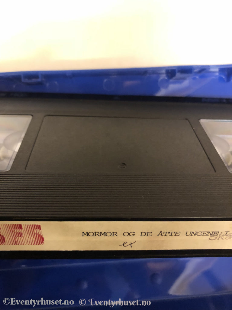 Anne-Cath. Vestly. 1977. Mormor Og De Åtte Ungene I Byen. Vhs. Vhs