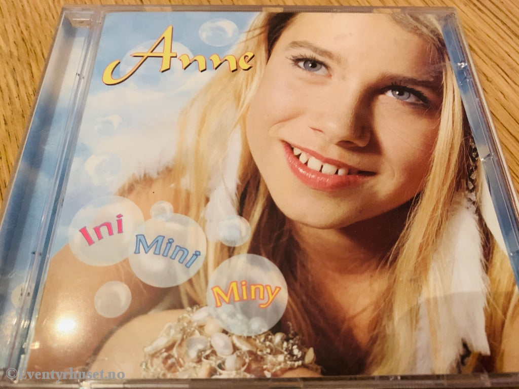 Anne. Cd. Cd