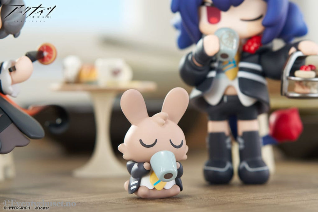 Arknights Would You Like A Dessert? Mini Series PVC Statue Ch’en 11 cm Manga & Anime