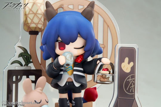 Arknights Would You Like A Dessert? Mini Series PVC Statue Ch’en 11 cm Manga & Anime