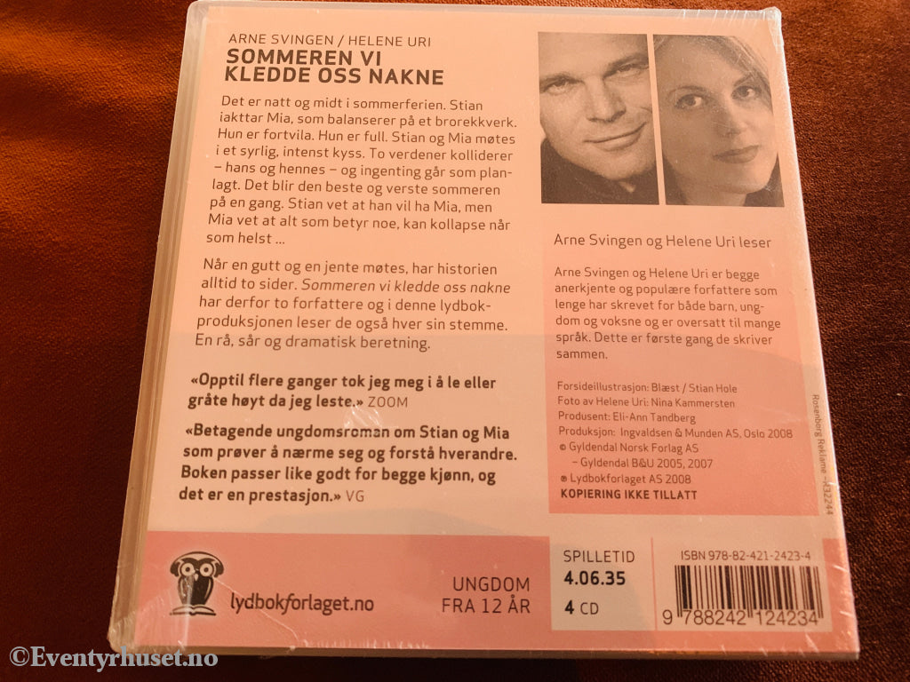 Arne Svingen og Helene Uri. Sommeren vi kledde oss nakne. 2013. Lydbok på CD. Ny i plast!