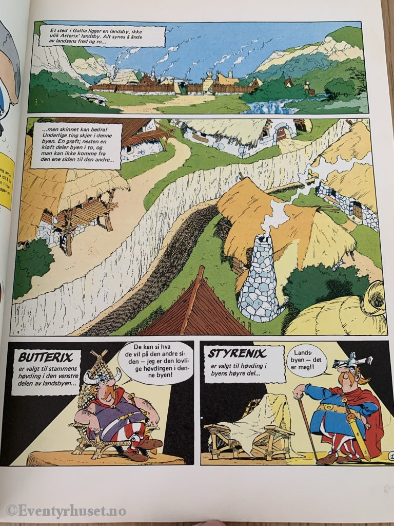 Asterix Album Nr. 25. - Borgerkrigen. 1980/85. Annet Opplag. Tegneseriealbum
