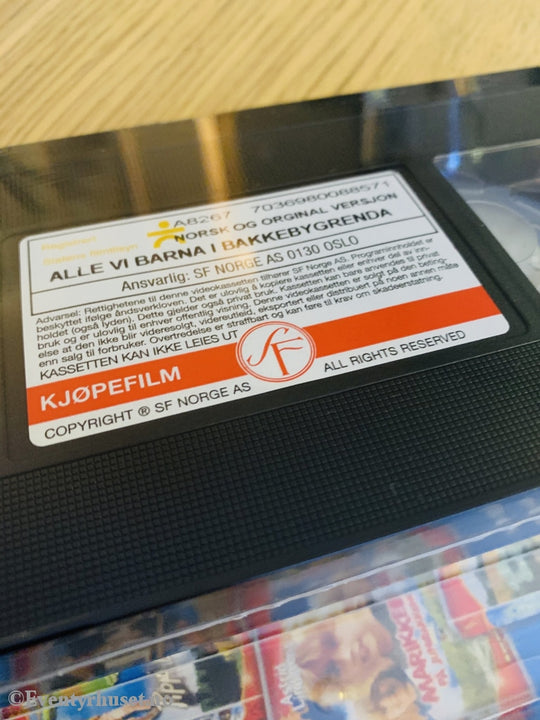 Astrid Lindgren. 1986. Alle Vi Barna I Bakkebygrenda. Vhs Ny Plast!