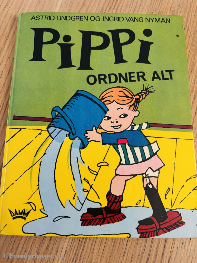 Astrid Lindgren & Ingrid Vang Nyman. Pippi ordner alt. Bok.