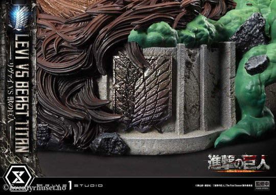 Attack on Titan Ultimate Premium Masterline Series Statue 1/4 Levi Versus Beast Titan 73 cm Manga & Anime