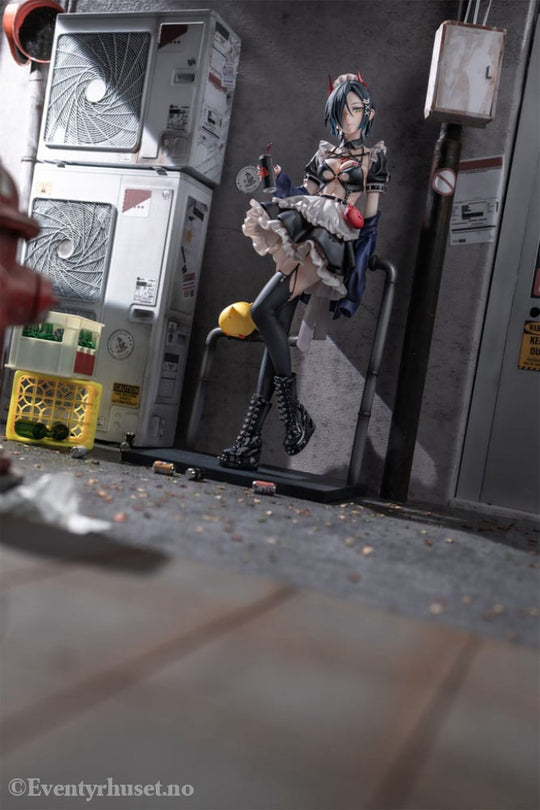 Azur Lane PVC Statue 1/6 Ulrich von Hutten Madchen Trummer Ver. 28 cm Manga & Anime