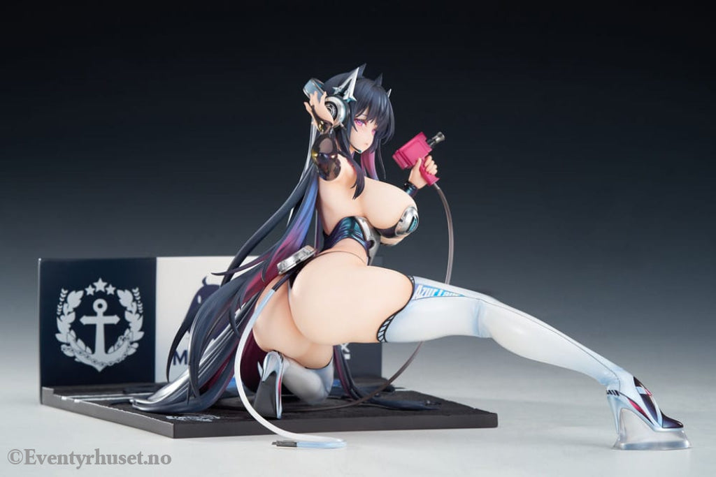 Azur Lane PVC Statue 1/7 Strasbourg Faerie of the Race Circuit Ver. 16 cm Manga & Anime
