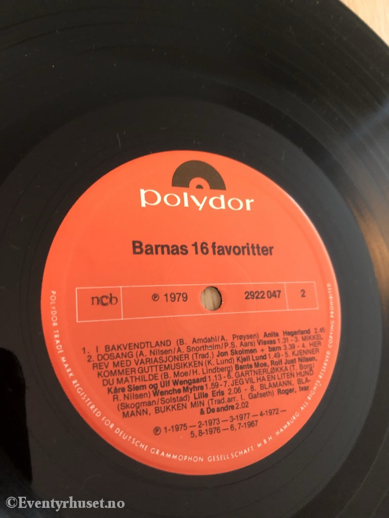 Barnas 16 Favoritter (Røde Kors Platen). 1979. Lp. Lp Plate