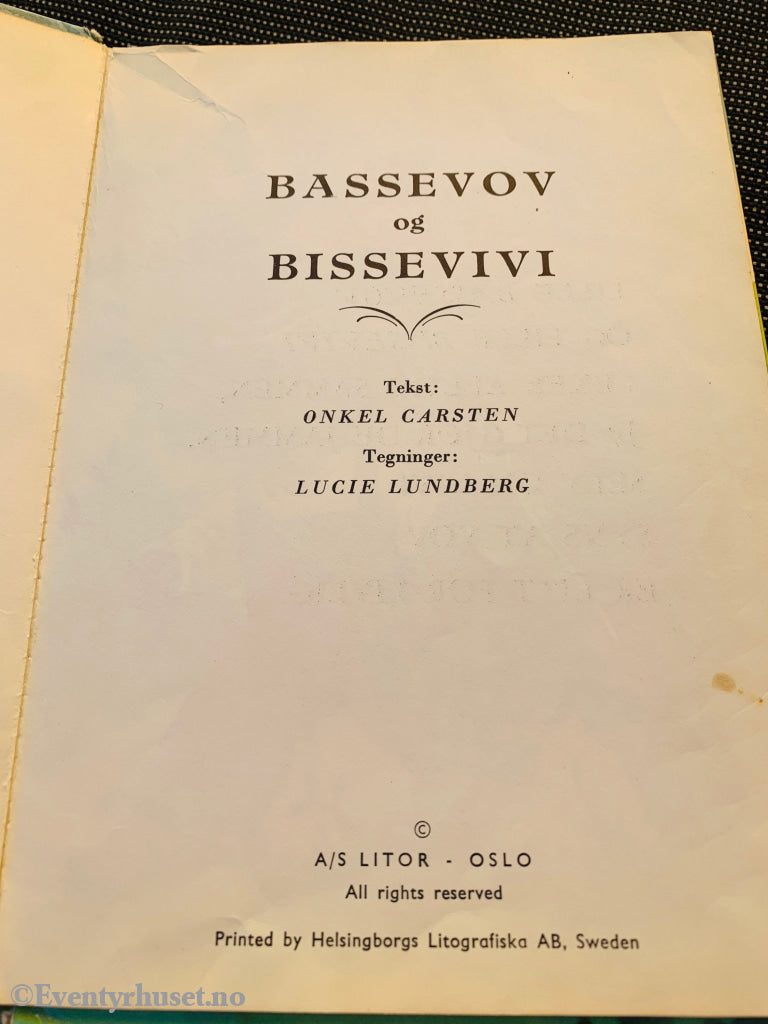 Bassevov og Bassevivi. Bok.