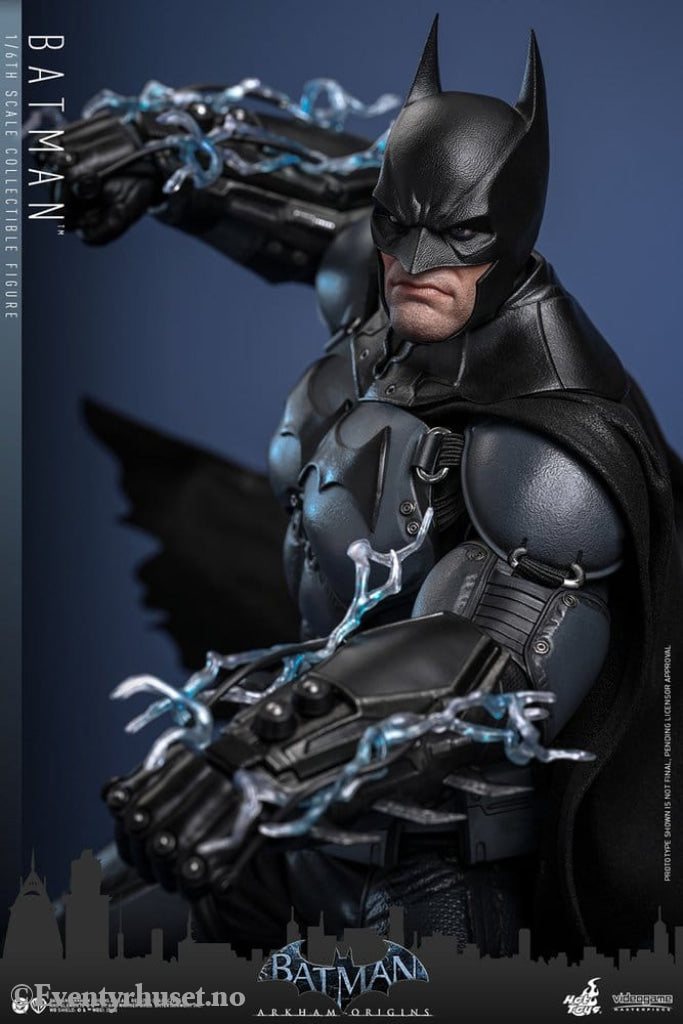 Batman Arkham Origins Videogame Masterpiece Action Figure 1/6 Batman 33 cm Toys