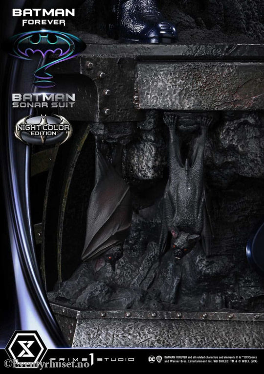 Batman Forever Museum Masterline Series Statue 1/3 Batman Sonar Suit Night Color Edition 95 cm Collectibles