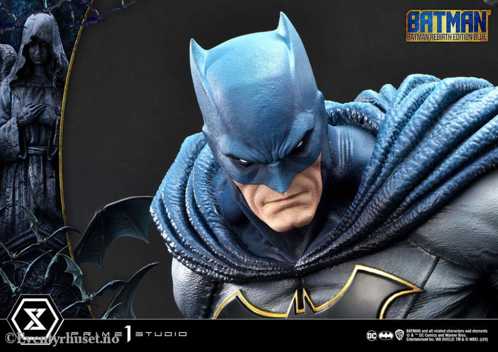 Batman Ultimate Premium Masterline Series Statue 1/4 Batman Rebirth Edition Blue 71 cm Collectibles