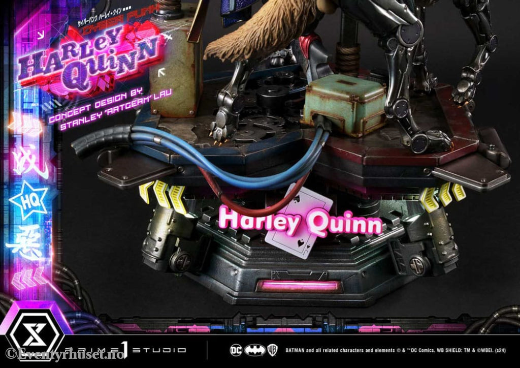 Batman Ultimate Premium Masterline Series Statue Cyberpunk Harley Quinn 60 cm Collectibles