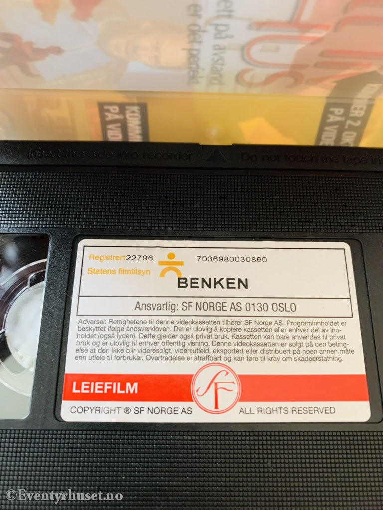 Benken. 2000. Vhs. Vhs