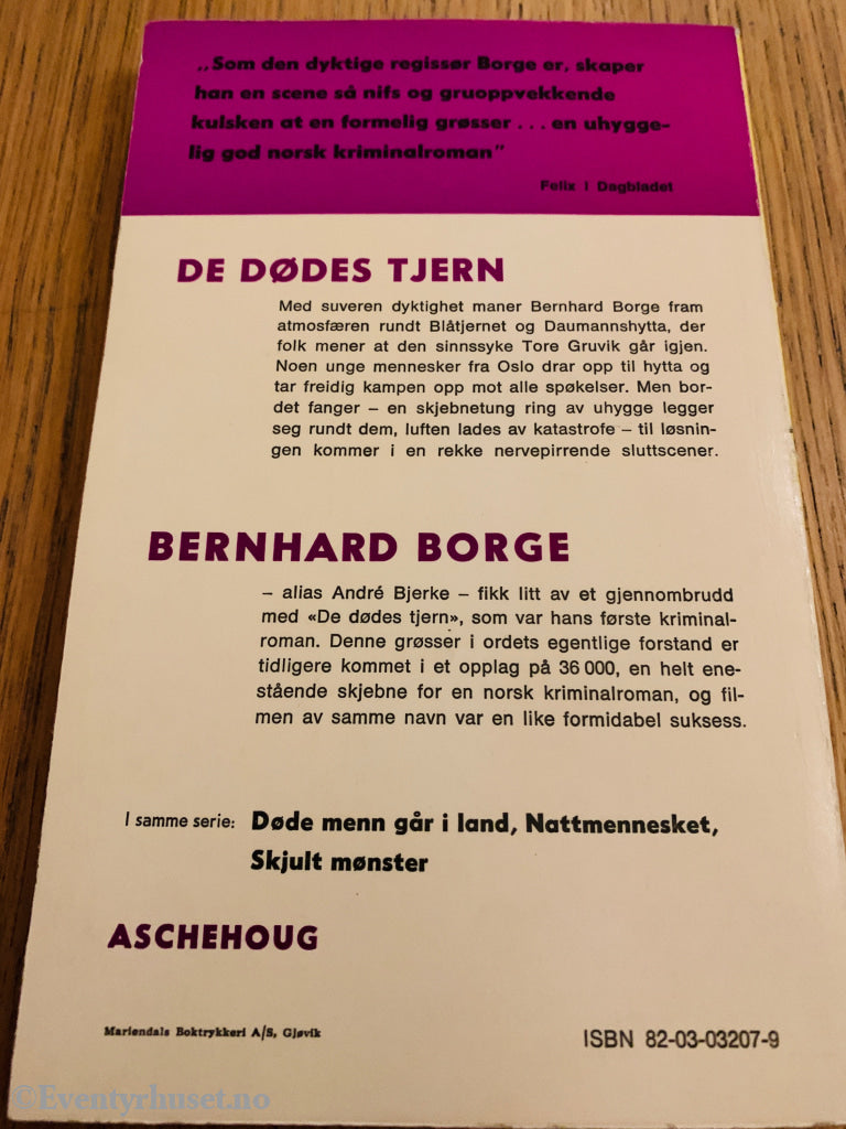 Bernhard Borge (André Bjerke). 1942. De dødes tjern. Bok.