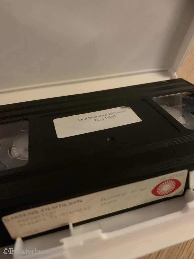 bestefar er en stokk Bestefar er en stokk. 1989. VHS Big Box. – Eventyrhuset