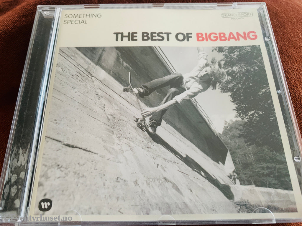 BigBang - Something Special: The Best of BigBang. 2007. CD.