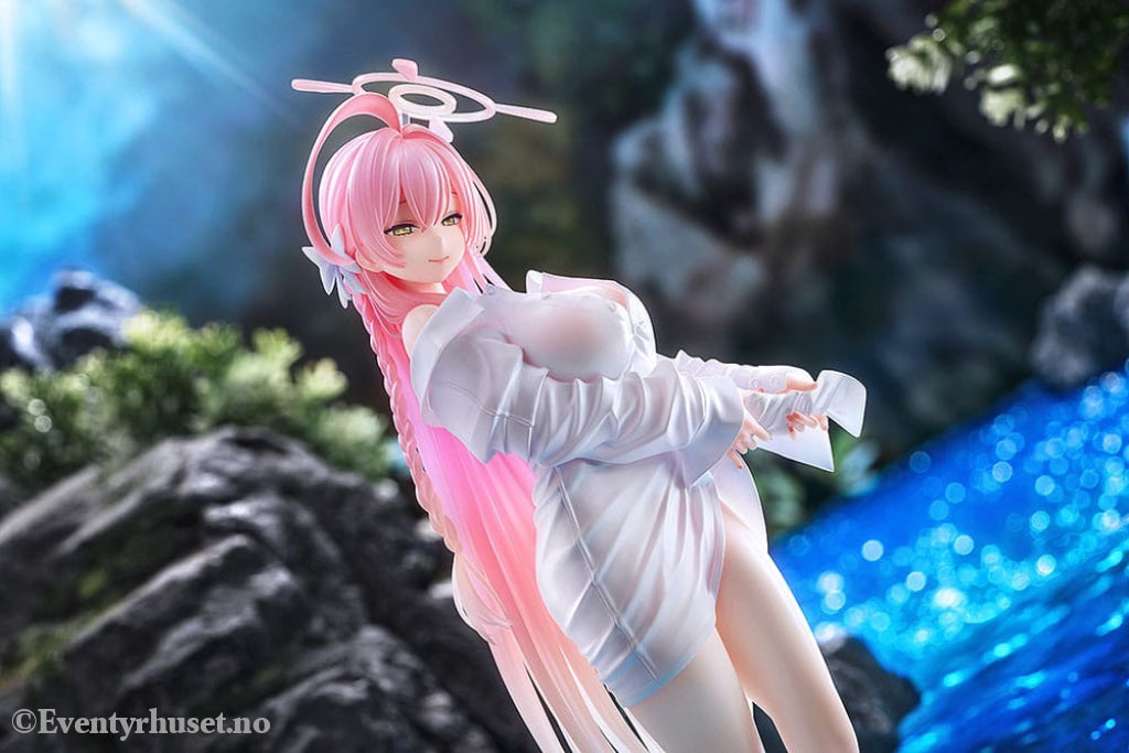 Blue Archive PVC Statue 1/7 Hanako (Swimsuit) Memorial Lobby Ver. 26 cm Manga & Anime
