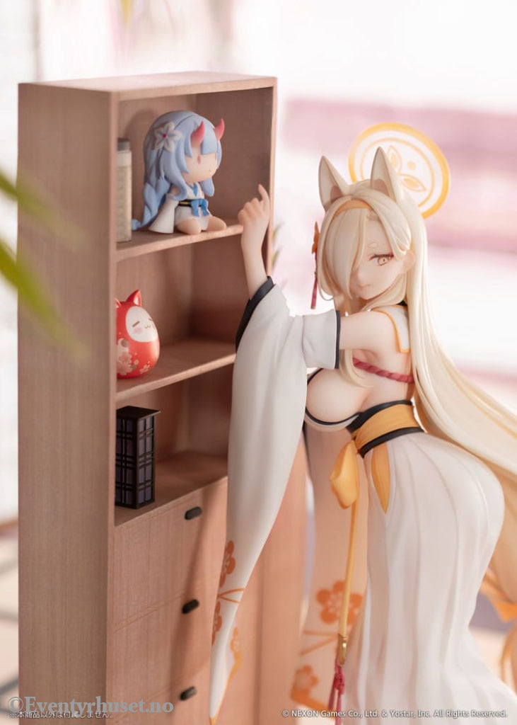 Blue Archive PVC Statue 1/7 Kaho Memorial Lobby Ver. 26 cm Manga & Anime