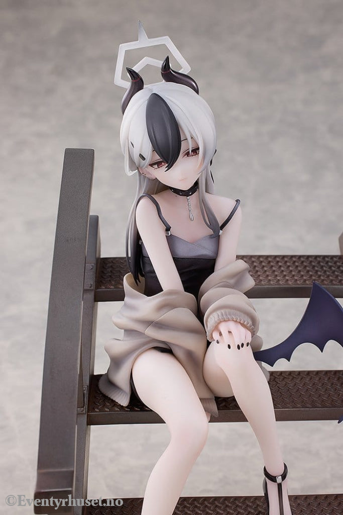 Blue Archive PVC Statue 1/7 Kayoko (Dress): Memorial Lobby Ver. 22 cm Manga & Anime