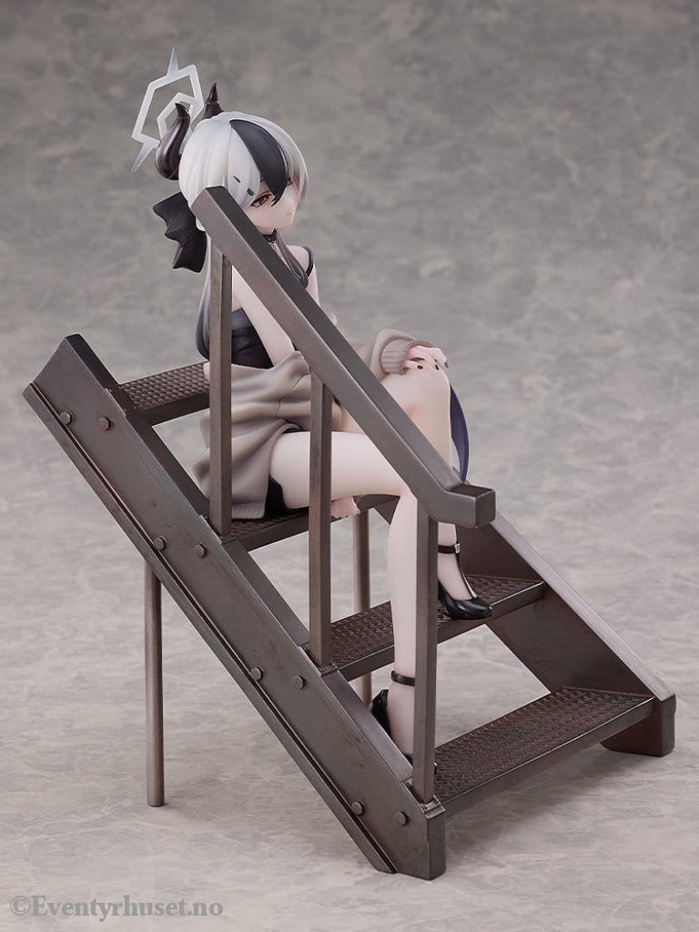 Blue Archive PVC Statue 1/7 Kayoko (Dress): Memorial Lobby Ver. 22 cm Manga & Anime