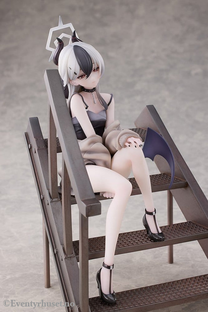 Blue Archive PVC Statue 1/7 Kayoko (Dress): Memorial Lobby Ver. 22 cm Manga & Anime