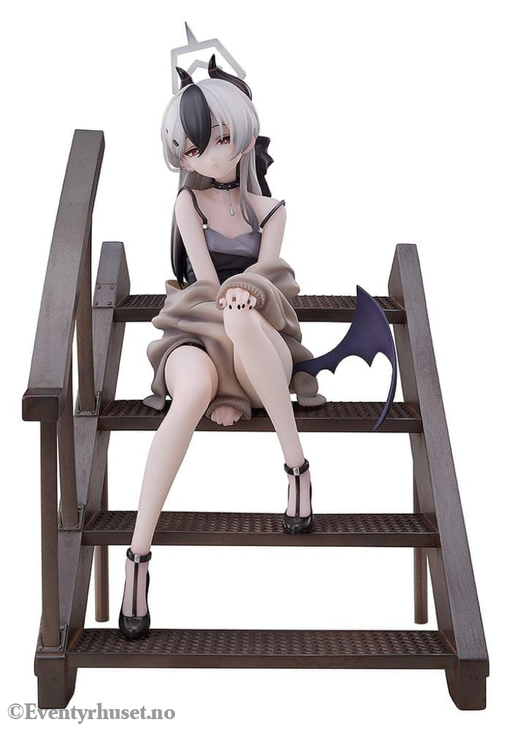 Blue Archive PVC Statue 1/7 Kayoko (Dress): Memorial Lobby Ver. 22 cm Manga & Anime
