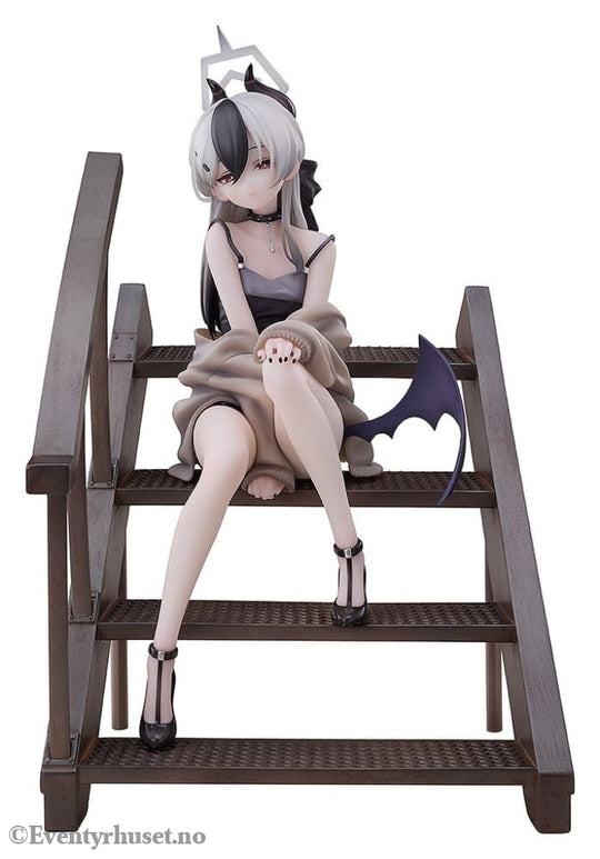 Blue Archive PVC Statue 1/7 Kayoko (Dress): Memorial Lobby Ver. 22 cm Manga & Anime