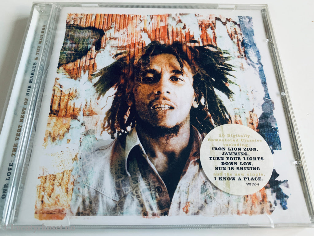 Bob Marley & The Wailers (2001) - One Love: The Very Best Of (CD)
