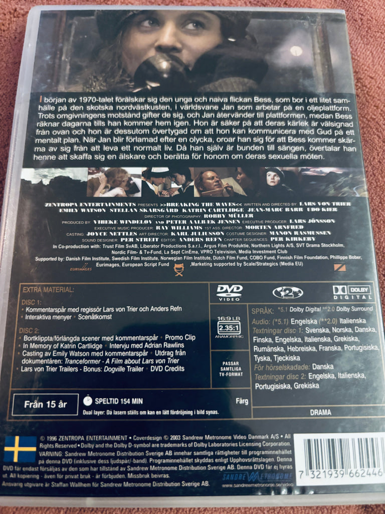 Breaking the Waves. DVD.