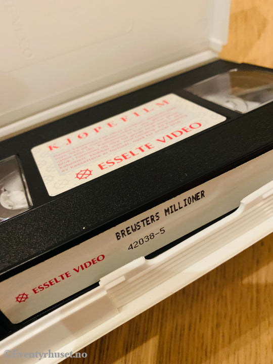 Brewster´s Millions - Millioner. 1985. Vhs. Vr-Klistremerke! Vhs