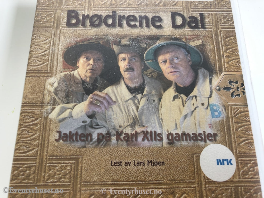 Brødrene Dal. 2005. Jakten På Karl Xiis Gamasjer. Lydbok 3Xcd. Cd