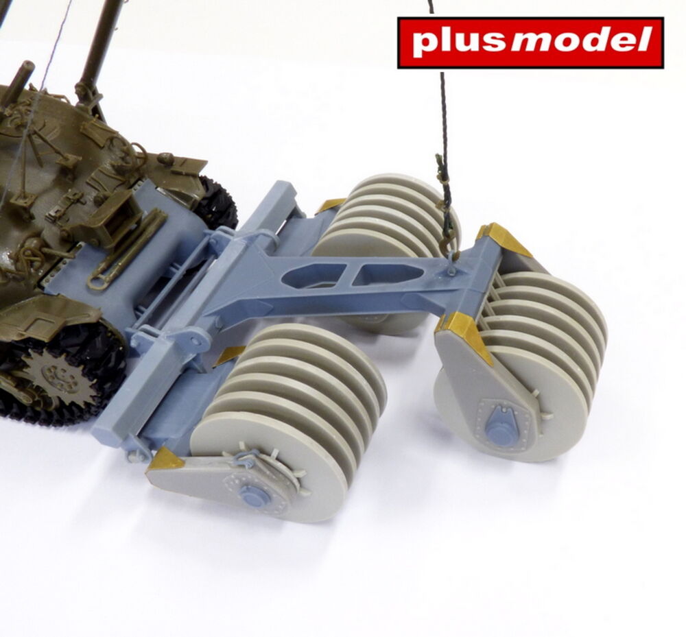 T1E1 US Mine exploder for Sherman – Italeri