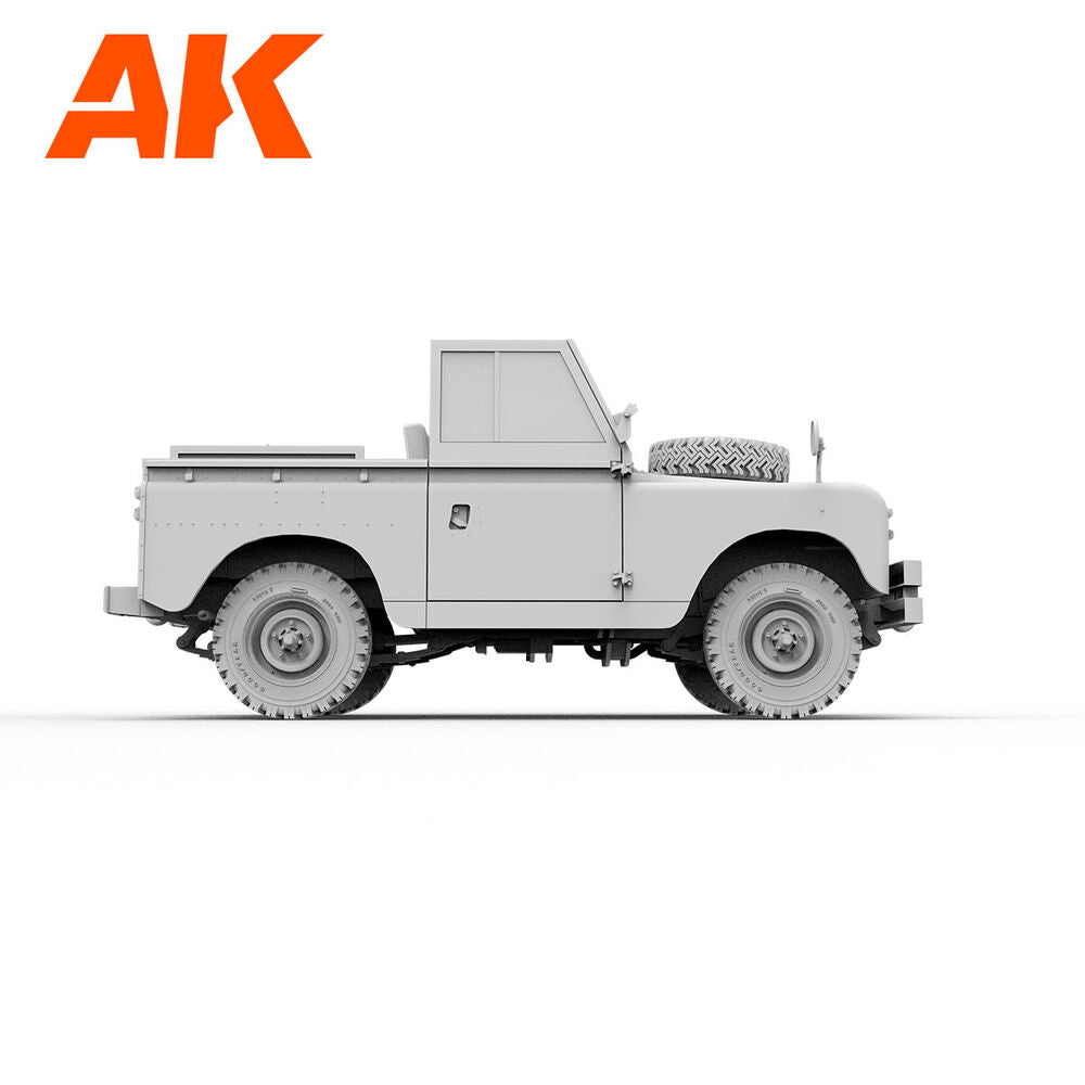 Land Rover 88 Series IIA Rover 8  1/35